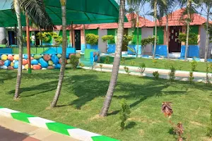 Sri Bhuvaneswari H M Hotel image
