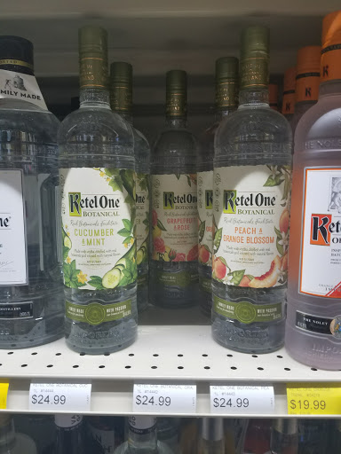 Wine Store «Clifton Commons Spirits and Wine», reviews and photos, 132 Kingsland Rd, Clifton, NJ 07014, USA