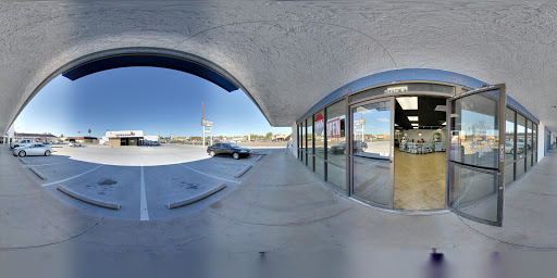 Regal Pawn, 3217 E Shea Blvd #1, Phoenix, AZ 85028, USA, 