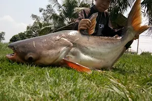 Fishing Bueng Khwang image