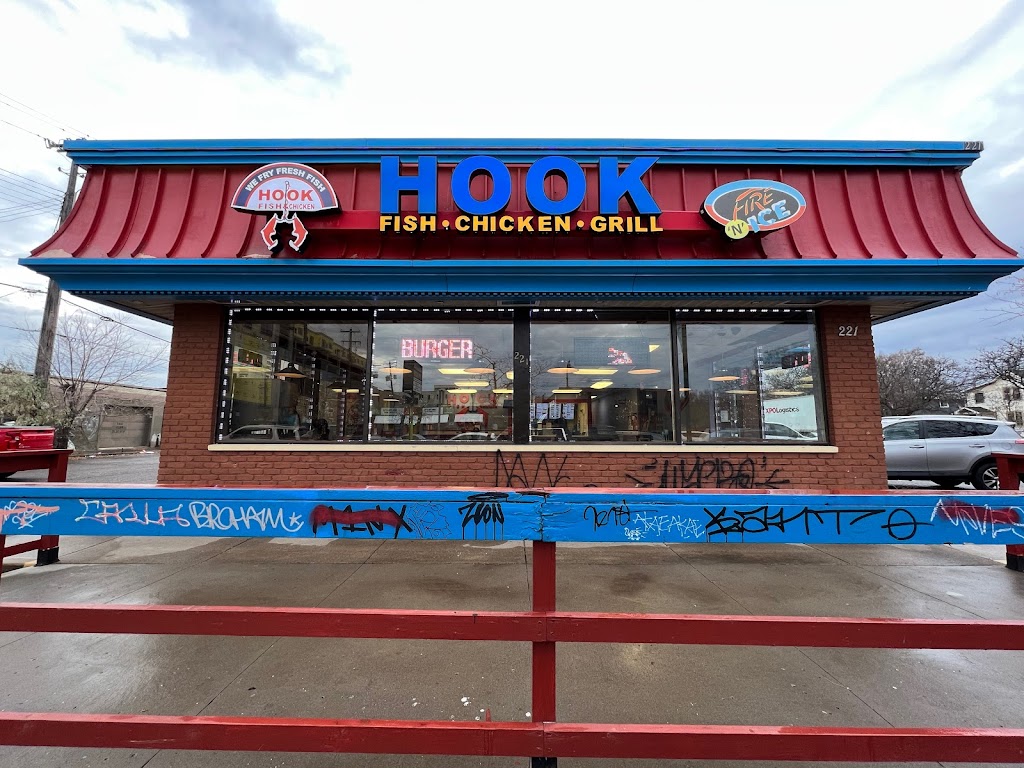 Hook Fish & Chicken 55408