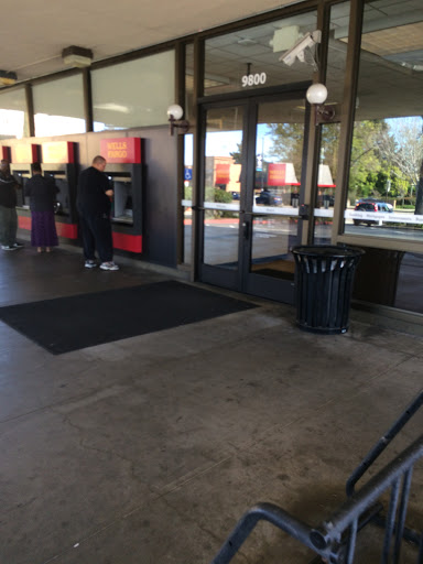Bank «Wells Fargo Bank», reviews and photos