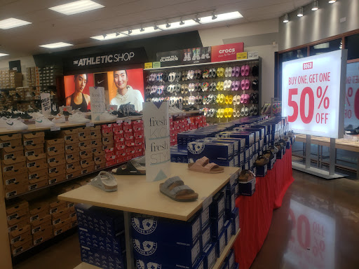 Shoe Store «Rack Room Shoes», reviews and photos, 1001 N Arney Rd #212, Woodburn, OR 97071, USA