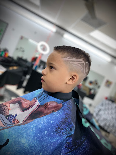Barber Shop «New Era Barber Shop», reviews and photos, 405 Magnolia Ave, Auburndale, FL 33823, USA