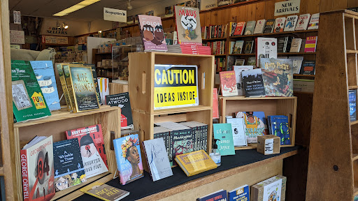 Book Store «Fireside Book Shop Inc», reviews and photos, 29 N Franklin St, Chagrin Falls, OH 44022, USA