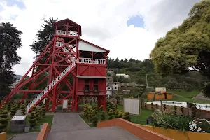 Gold Hidalgo State Of Mexico image