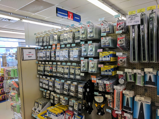 Hardware Store «Harbor Freight Tools», reviews and photos, 675 US-1 #15, Iselin, NJ 08830, USA