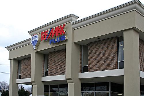 Real Estate Agency «RE/MAX Plus», reviews and photos, 2171 Monroe Ave, Rochester, NY 14618, USA