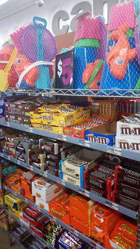 Variety Store «Five Below», reviews and photos, 1471 Som Center Rd, Mayfield Heights, OH 44124, USA