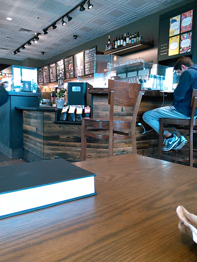 Coffee Shop «Starbucks», reviews and photos, 40 N Williams St a, Crystal Lake, IL 60014, USA