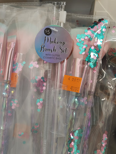 Non-Profit Organization «Goodwill Houston Select Stores donation center», reviews and photos, 10831 Jones Rd, Houston, TX 77065, USA