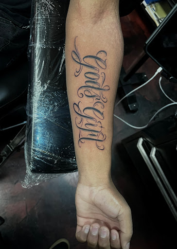 Explore bumble bee tattoo ideas, creative tattoo ideas in Silver City, available at Independent Ink Tattoo