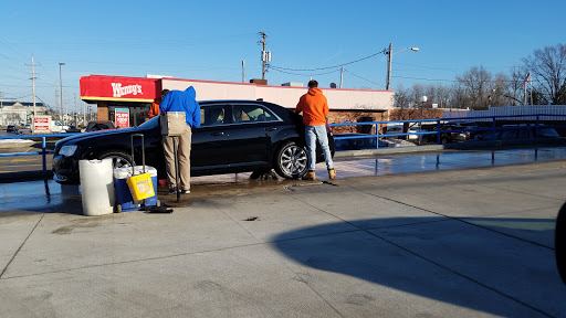 Car Wash «Village Auto Wash», reviews and photos, 27330 Chagrin Blvd, Beachwood, OH 44122, USA