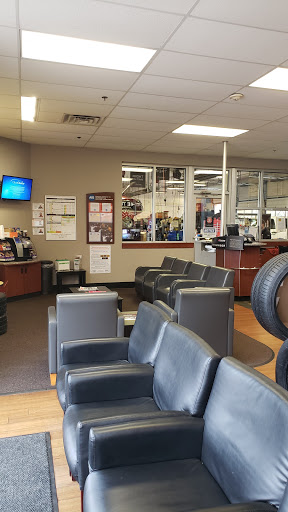 Tire Shop «Firestone Complete Auto Care», reviews and photos, 371 Cottage Grove Rd, Bloomfield, CT 06002, USA
