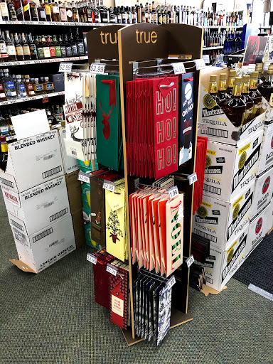 Wine Store «Grog Shoppe Wine and Spirits», reviews and photos, 1129 Trotwood Ave # 29, Columbia, TN 38401, USA