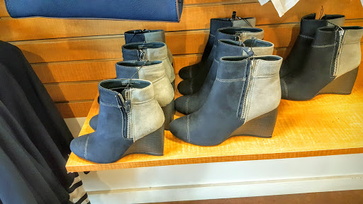 Fashion Accessories Store «Charming Charlie», reviews and photos, 925 Watters Creek Blvd, Allen, TX 75013, USA