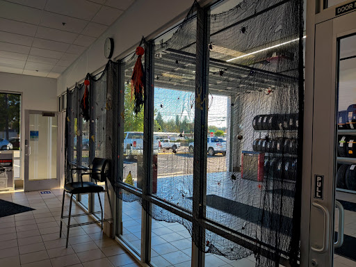 Car Dealer «Auto Town Buick GMC», reviews and photos, 19495 SE McLoughlin Blvd, Gladstone, OR 97027, USA