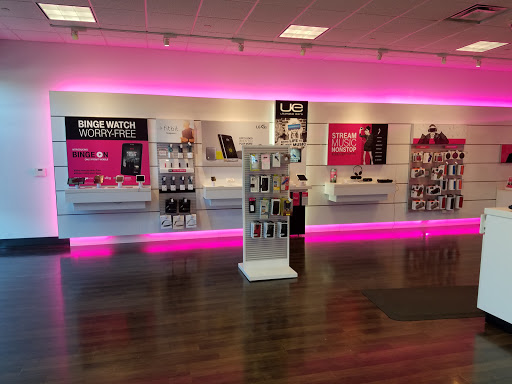 Cell Phone Store «T-Mobile», reviews and photos, 2114 Grant Line Rd, Tracy, CA 95377, USA