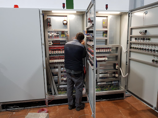 ENRIQUE TORO ELECTRICIDAD AUTOMATICA en Alcalá la Real, Jaén