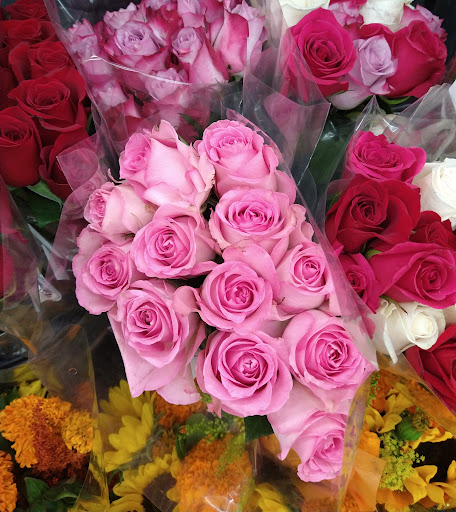 Grocery Store «Superior Grocers», reviews and photos, 7300 Atlantic Ave, Bell, CA 90201, USA