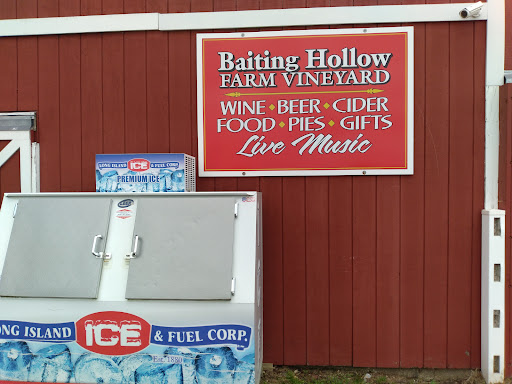 Vineyard «Baiting Hollow Farm Vineyard», reviews and photos, 2114 Sound Ave, Calverton, NY 11933, USA