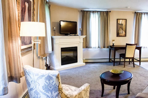 Hotel «Chocksett Inn», reviews and photos, 59 Laurelwood Rd, Sterling, MA 01564, USA