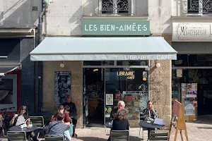Les Bien-aimé.e.s - Librairie café Nantaise et engagée image