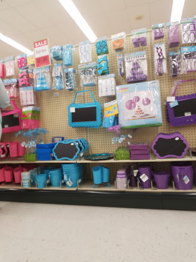 Christian Book Store «Mardel Christian & Education», reviews and photos, 2308 N Galloway Ave, Mesquite, TX 75150, USA