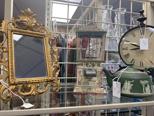 Thrift Store «Hope Chest Thrift Store», reviews and photos, 1215 8th Ave W, Bradenton, FL 34205, USA