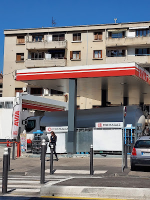 AVIA à Marseille