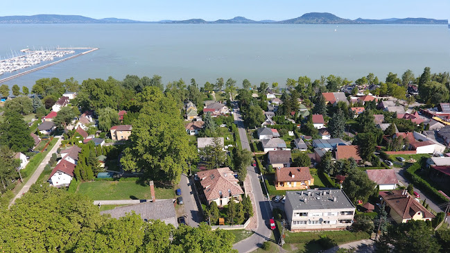 Fenyves Apartmanok - Balatonfenyves