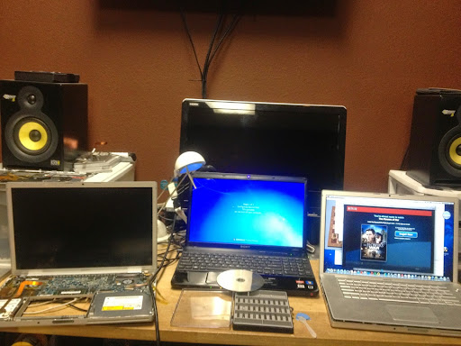 Cell Phone Store «Cracked Myphone Cellphone & Computer Repair IPhone Repair Tablet Repair», reviews and photos, 20949 Norwalk Blvd, Lakewood, CA 90715, USA