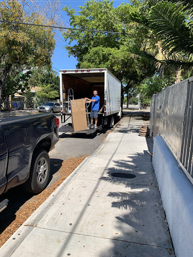 Moving and Storage Service «Miami Movers For Less», reviews and photos, 17854 NE 5th Ave, Miami, FL 33162, USA