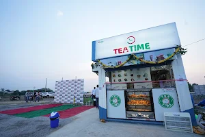 RUNWAY 9 Family Restaurant and Dhaba image