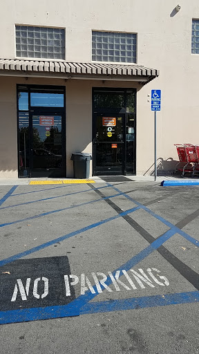 Discount Store «Big Lots», reviews and photos, 1260 N Lake Ave, Pasadena, CA 91104, USA