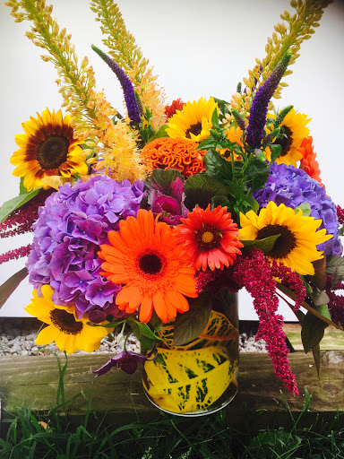 Florist «Petal and Crumb», reviews and photos, 86 Prospect St, Upton, MA 01568, USA