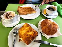 Plats et boissons du Restaurant Le Croissant Rose à Grasse - n°1