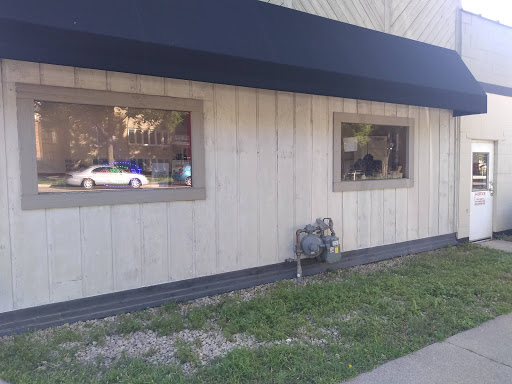 Auto Body Shop «Olson Paint & Body Shop», reviews and photos, 3701 Minnehaha Ave, Minneapolis, MN 55406, USA