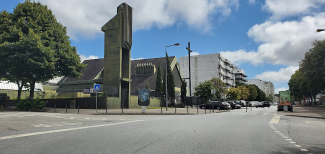 Avaliações doParóquia Nossa Senhora da Areosa em Porto - Igreja