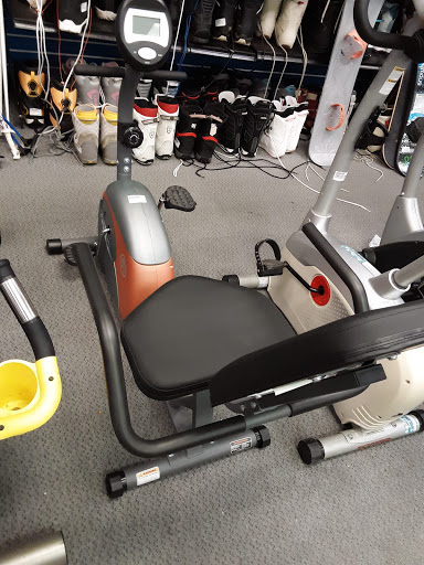 Sporting Goods Store «Play It Again Sports», reviews and photos, 1281 Jefferson Davis Hwy, Fredericksburg, VA 22401, USA