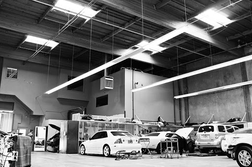 Auto Body Shop «Kniesel’s Collision - X Street», reviews and photos, 1228 X St, Sacramento, CA 95818, USA