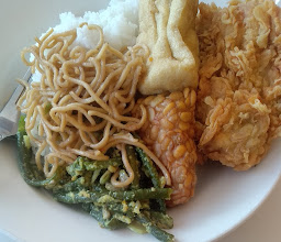Warung Muslim Moro Seneng Ibu Tien photo