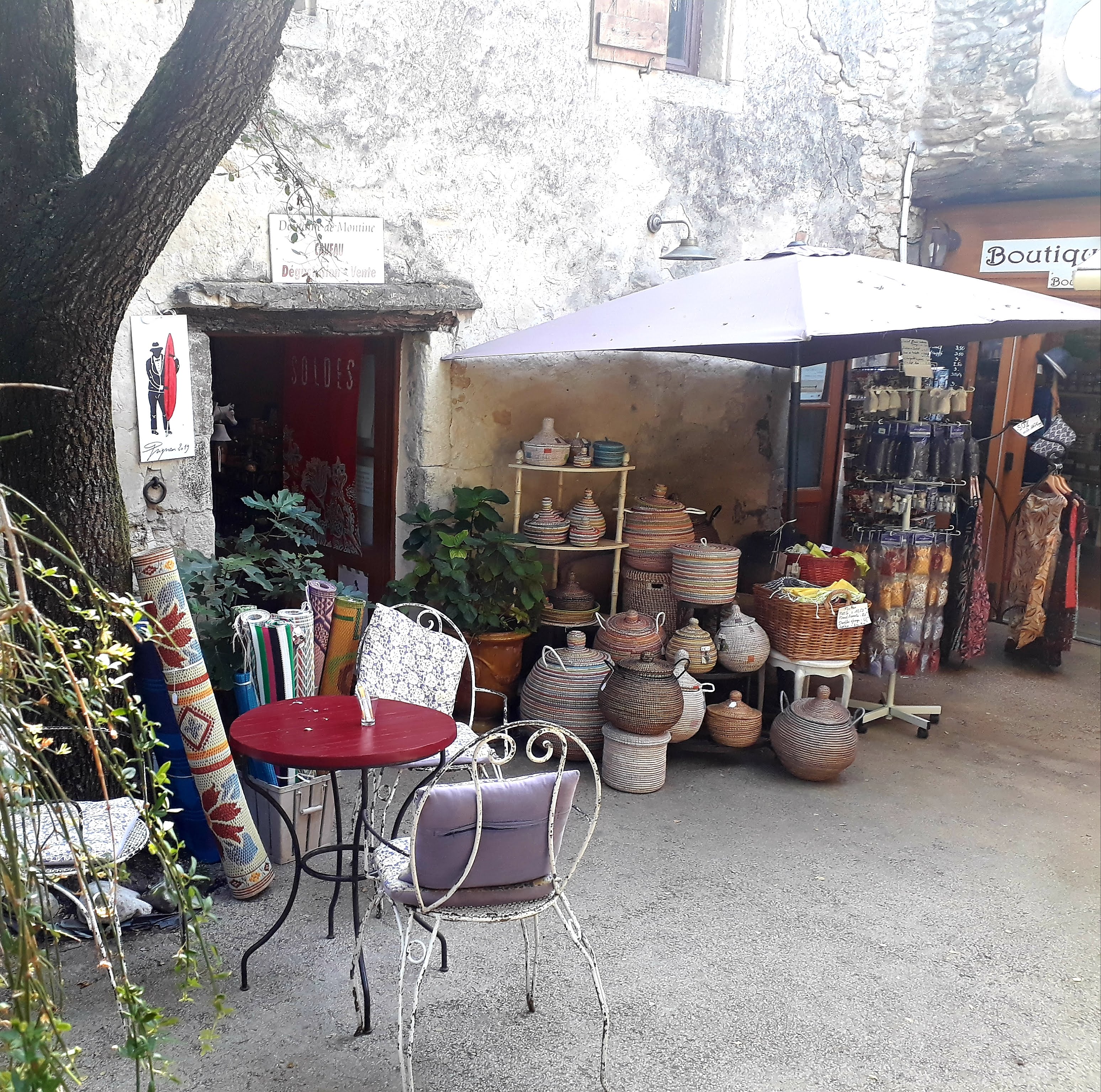 Photo n° 2 de l'avis de Ch. fait le 12/07/2019 à 15:02