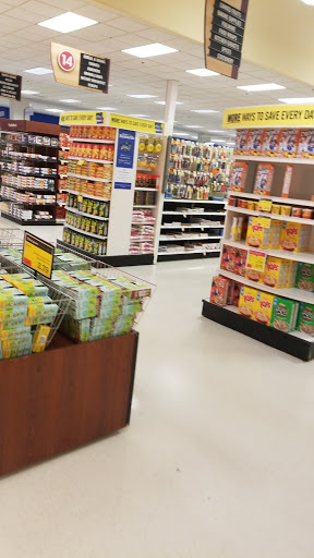 Supermarket «Price Chopper», reviews and photos, 2515 Erie Blvd E, Syracuse, NY 13224, USA