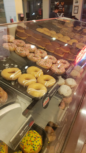 Bakery «Krispy Kreme Doughnuts», reviews and photos, 6627 San Dario Ave, Laredo, TX 78041, USA