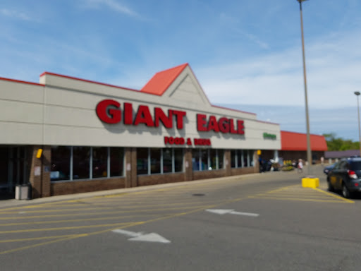 Supermarket «Giant Eagle Supermarket», reviews and photos, 5220 Mahoning Ave, Youngstown, OH 44515, USA