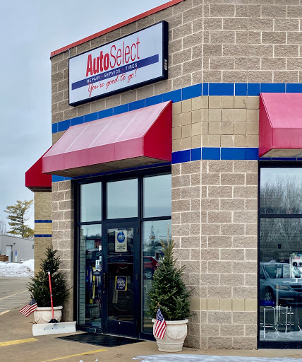 Tire Shop «American Car Care Center», reviews and photos, 1229 E Green Bay St, Shawano, WI 54166, USA