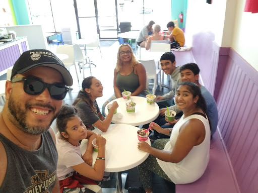 Frozen Yogurt Shop «sweetFrog Premium Frozen Yogurt», reviews and photos, 3911 Union Deposit Rd, Harrisburg, PA 17109, USA