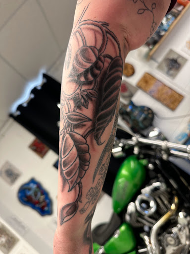 Explore edgar allan poe tattoo ideas, creative tattoo ideas in Orland, available at K1LL3R ARTW0RK