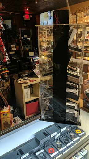 Tobacco Shop «Euphoria Cigar and Hookah Lounge», reviews and photos, 1565 Black Rock Turnpike, Fairfield, CT 06825, USA